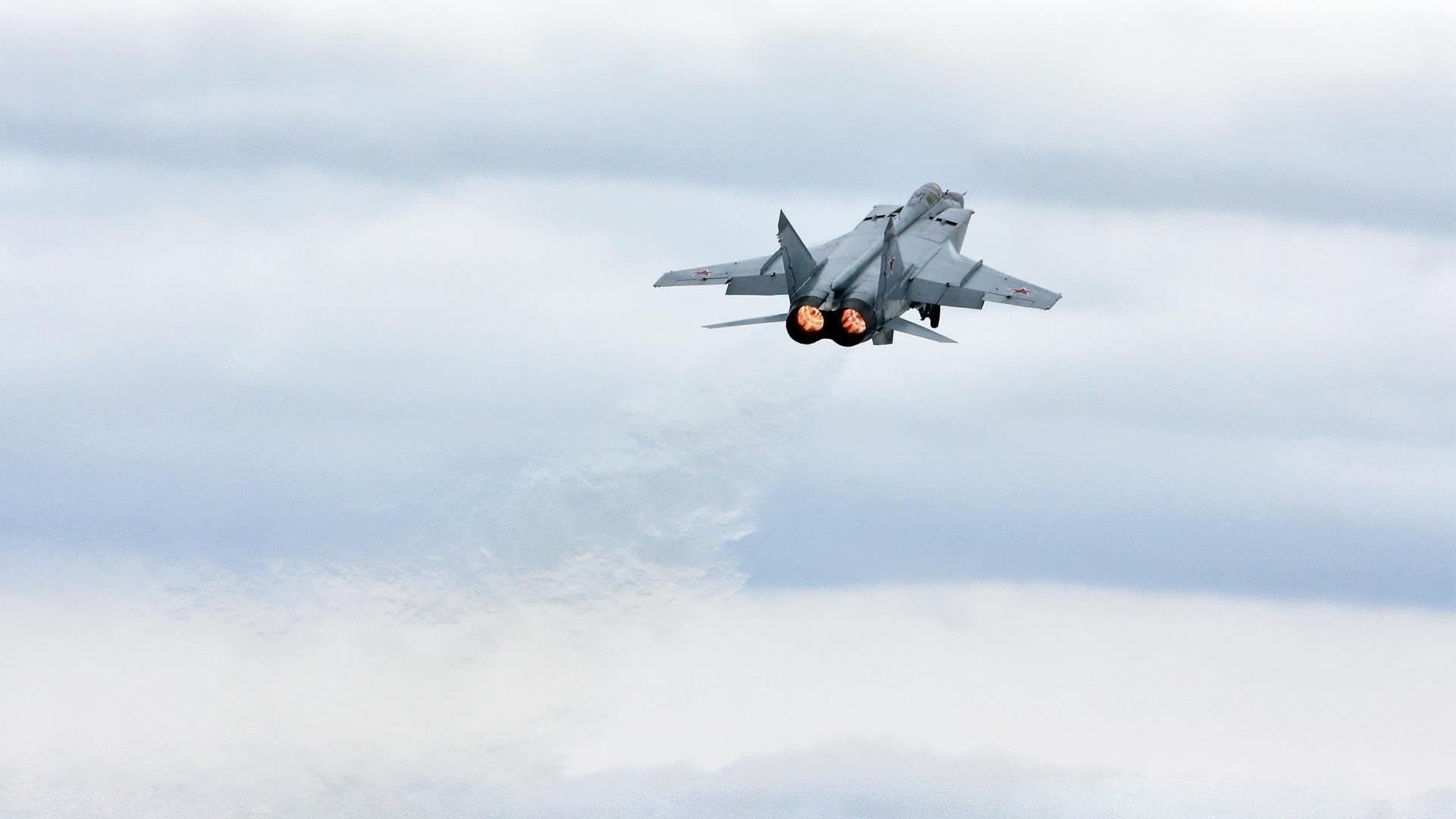 开云体育链接-_雄鹿字母哥持续发威，领跑联盟_，雄鹿正式官宣字母哥结果出炉